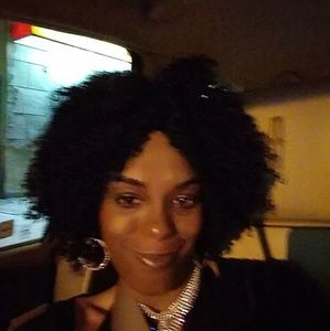 Meet your Posher, Earline